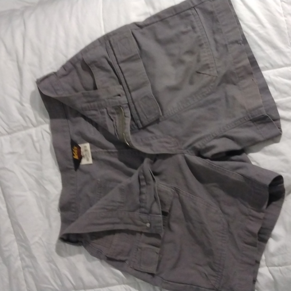 Rei vintage cargo shorts
